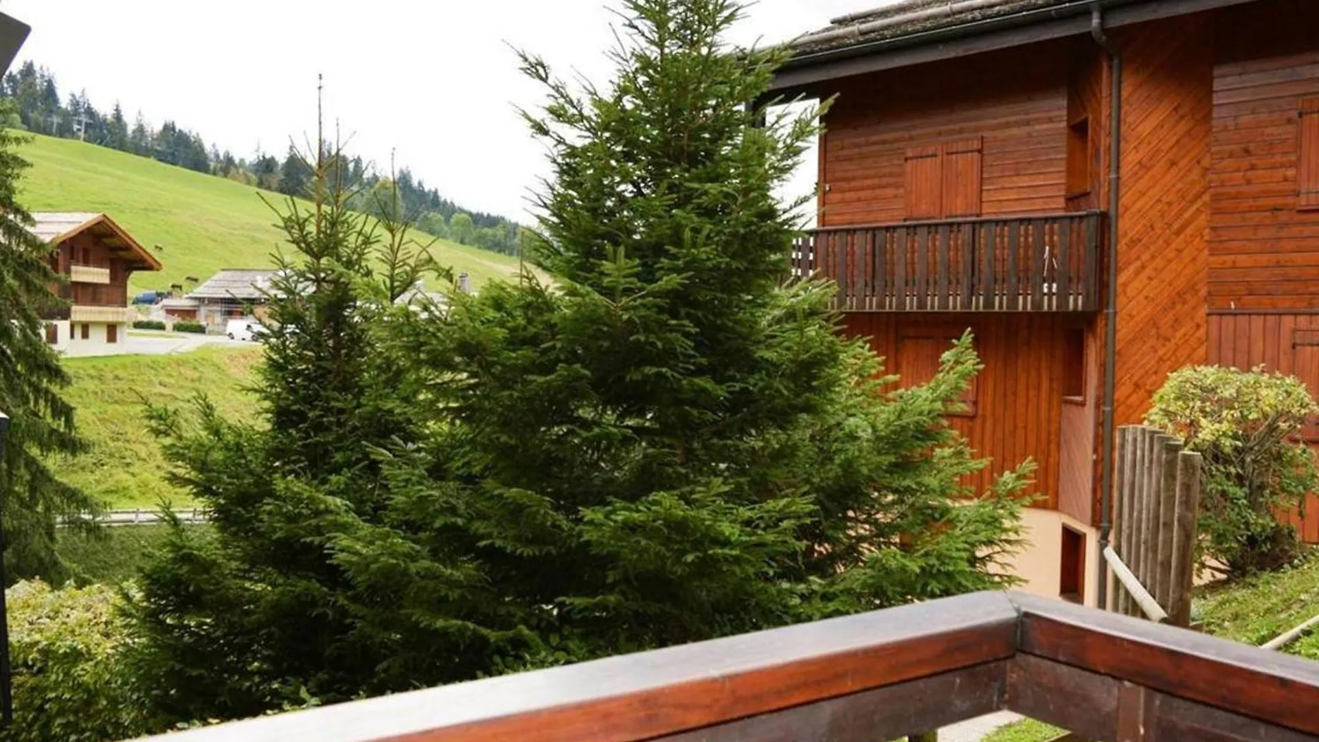 Appart Chaleureux 6 Pers, 300M Pistes, Cheminee, Parking - Le Grand-Bornand - Fr-1-241-152 0*,  France